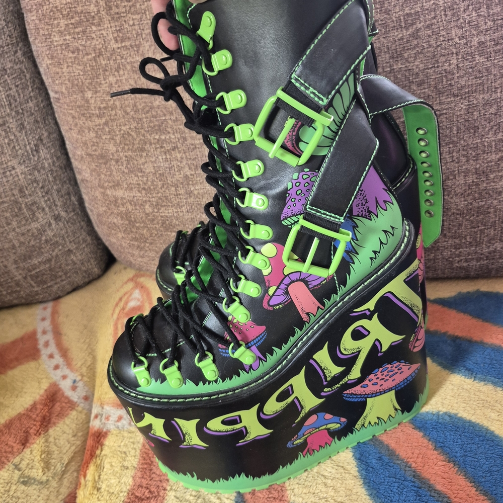 Demonia Trippin Platform Boots - Black and Green